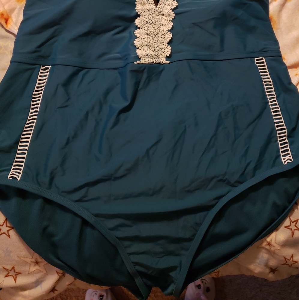one piece swim suit